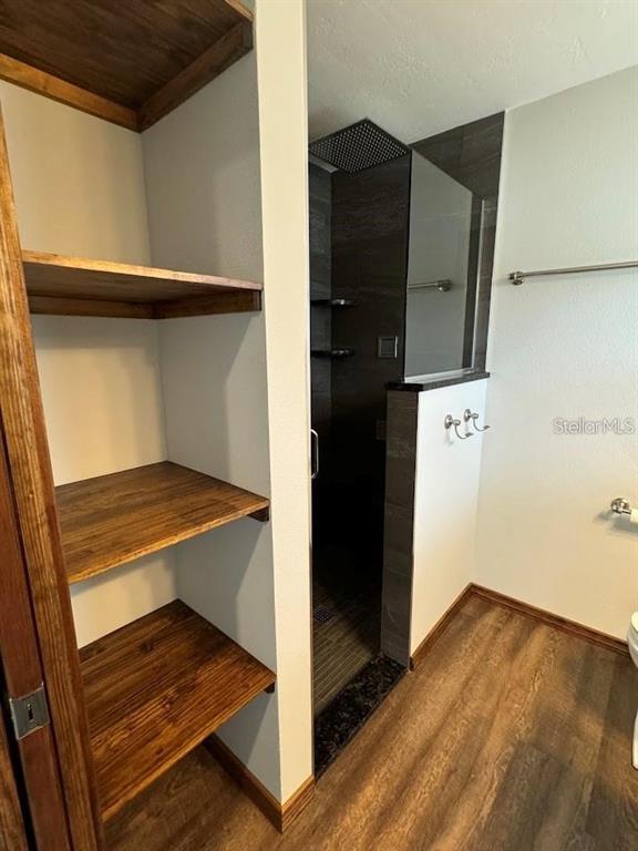 Building Photo - 5033 Vivienda Way