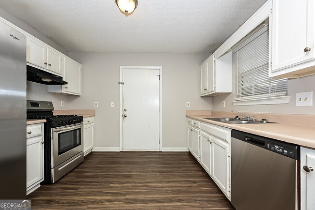 Building Photo - 236 Brandon Ridge Cir