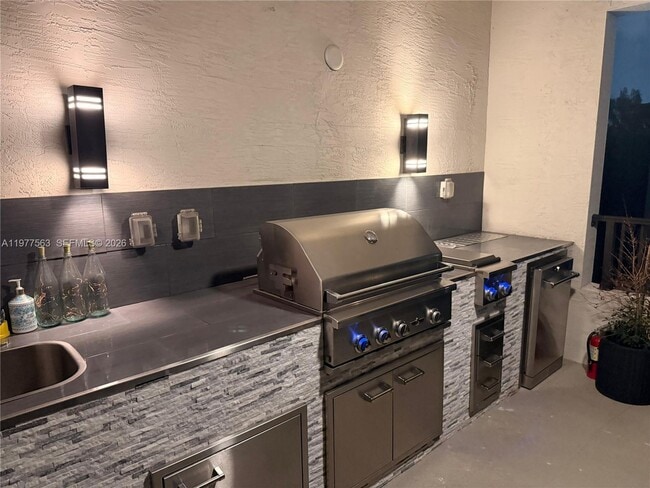 Building Photo - 4900 NW 83rd Path