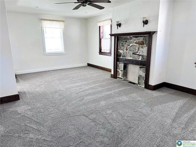 Building Photo - 3450 W Columbia St