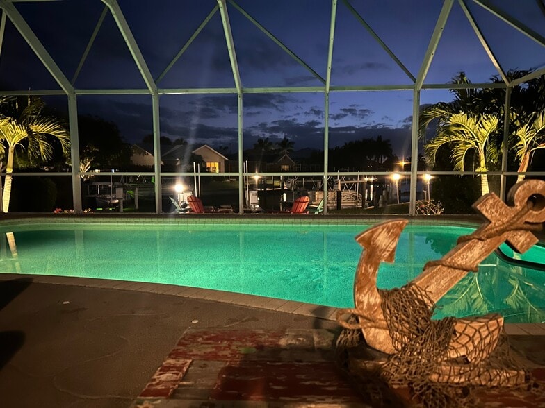 Building Photo - 1001 Mineo Dr