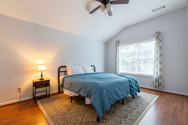 Building Photo - Charming 3 Bedroom, 2 Bath Home in Union C...