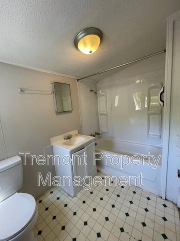 Building Photo - 7 Franklin Pl