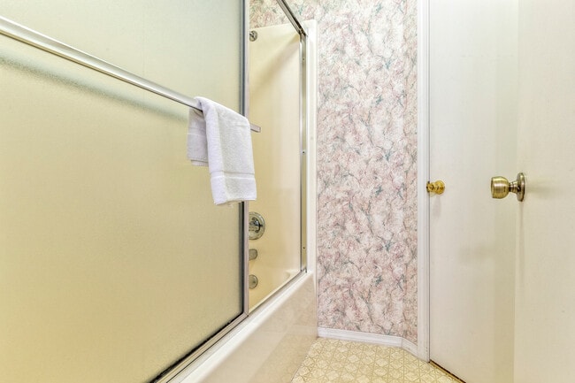 Building Photo - 16 Dulzura Ln