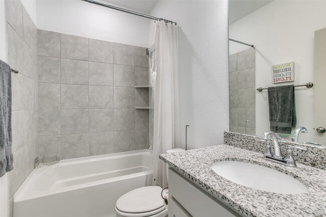 Building Photo - 1213 Casselberry Dr