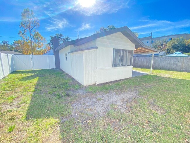 Building Photo - 241 E Church Ave