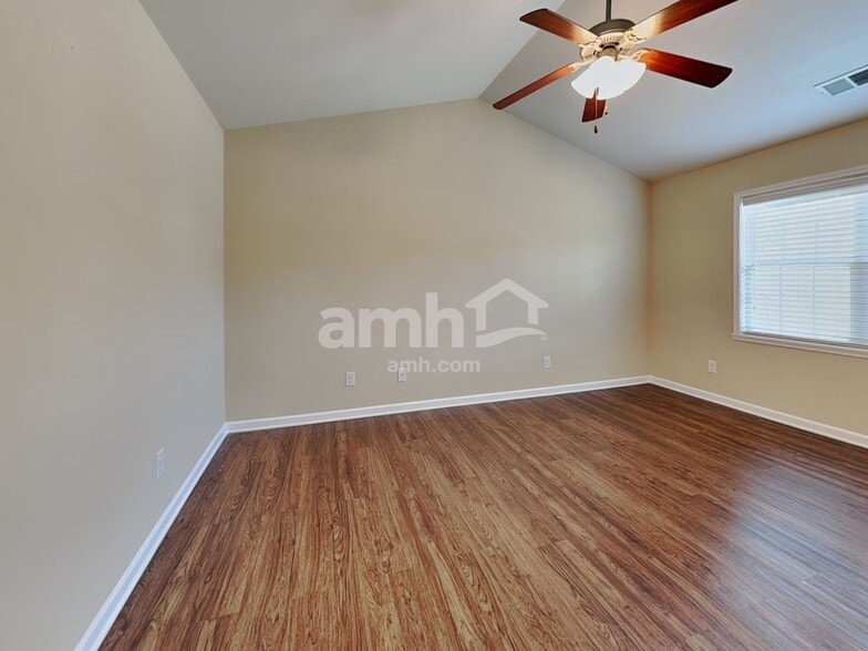 Building Photo - 4020 Tarrant Trace Cir