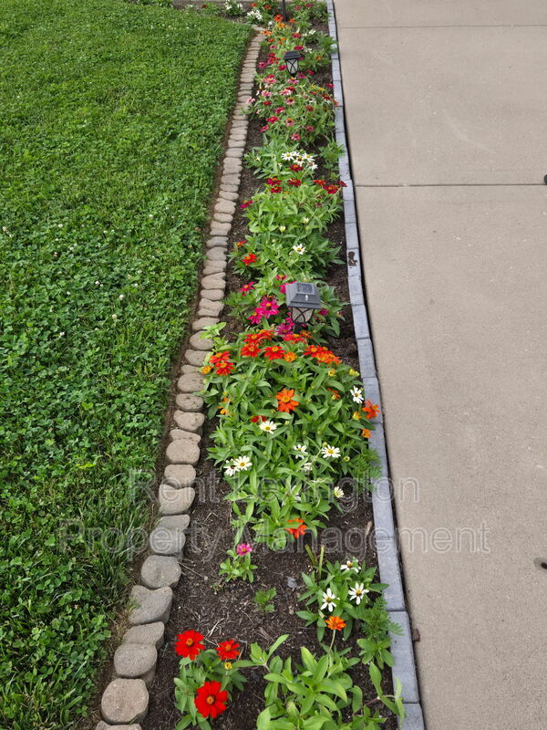 Building Photo - 111 High Hope Ln