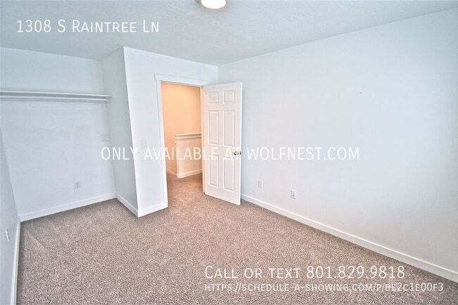 Building Photo - 1308 S Raintree Ln