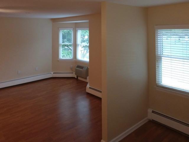 Building Photo - 36 Greenridge Ave