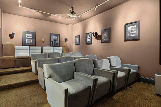 Building Photo - 1131 Stringers Ridge Rd