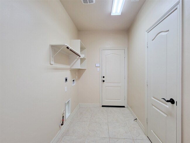 Building Photo - 2210 Pearl Bay Ct