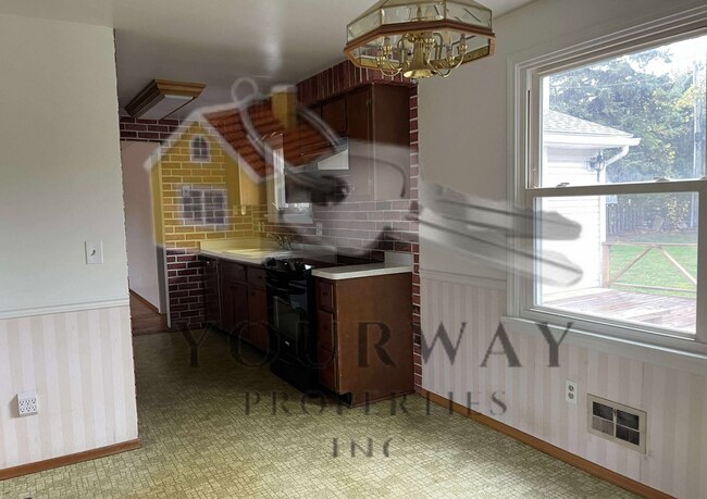 Building Photo - 212 Carmas Dr
