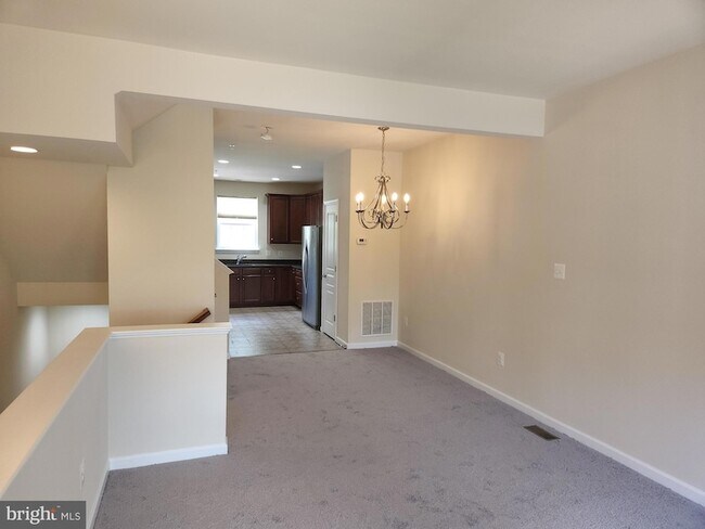 Building Photo - 23074 Foxglove Way