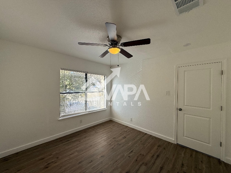 Building Photo - 14406 Staghorn Gate