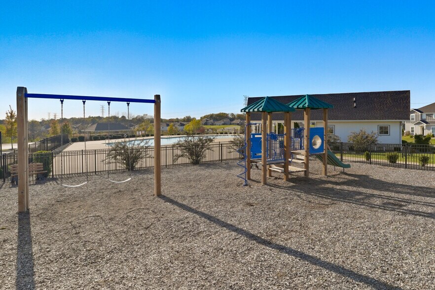 Building Photo - 838 Dean Dr