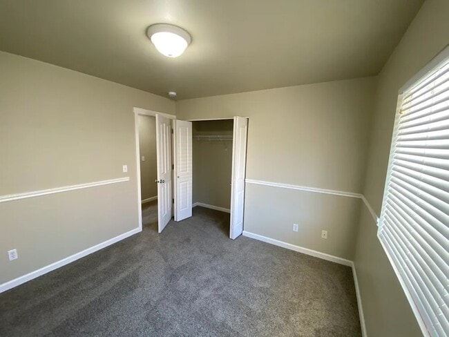 Building Photo - 6450 62nd St Ct W