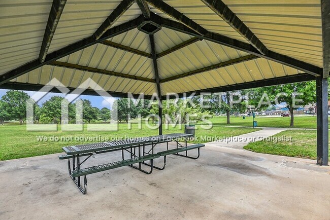 Building Photo - 10828 Gray Mare Dr