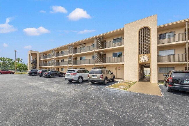 Building Photo - 301 87th Ave