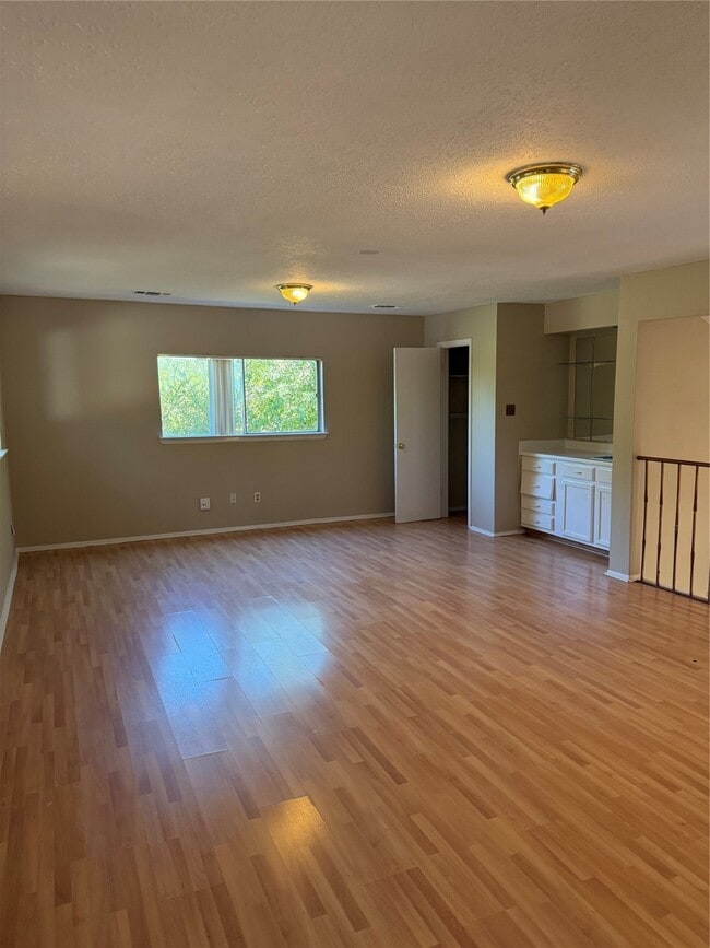 Building Photo - 10066 Sand Pass Ln