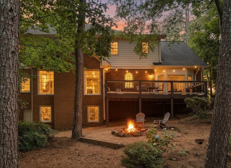 Building Photo - 340 Rosalie Ct