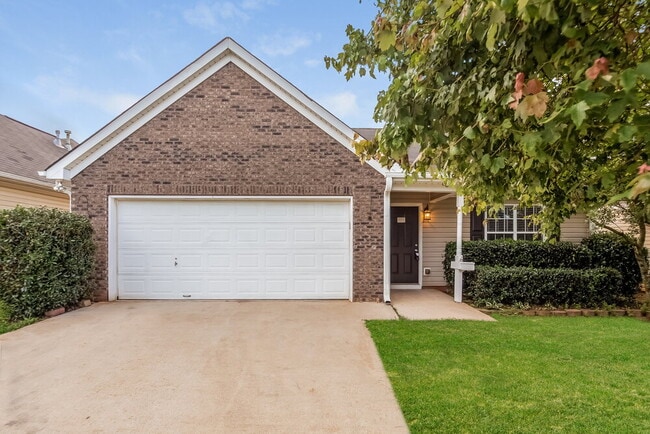 Building Photo - 5035 Yellow Pine Dr