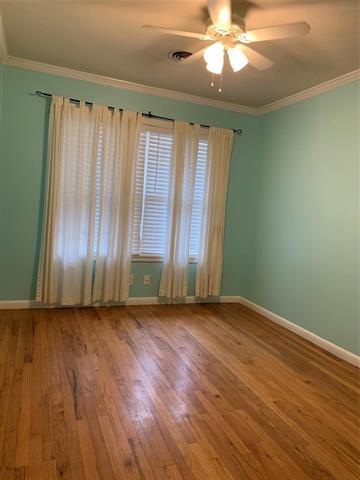 Building Photo - 1012 S Maurice Ave