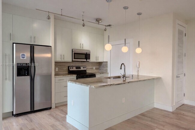 Building Photo - 6701 Biscayne Blvd