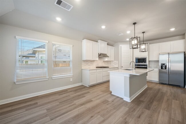 Building Photo - 17716 Ml Mnr Dr