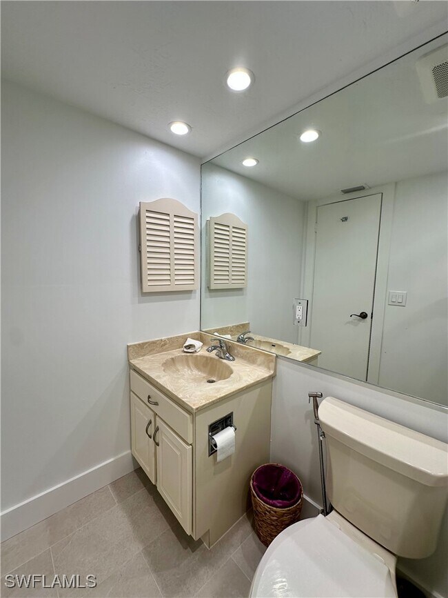 Building Photo - 10951 Gulf Shore Dr