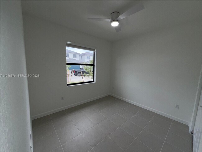 Building Photo - 11774 SW 231st Ln