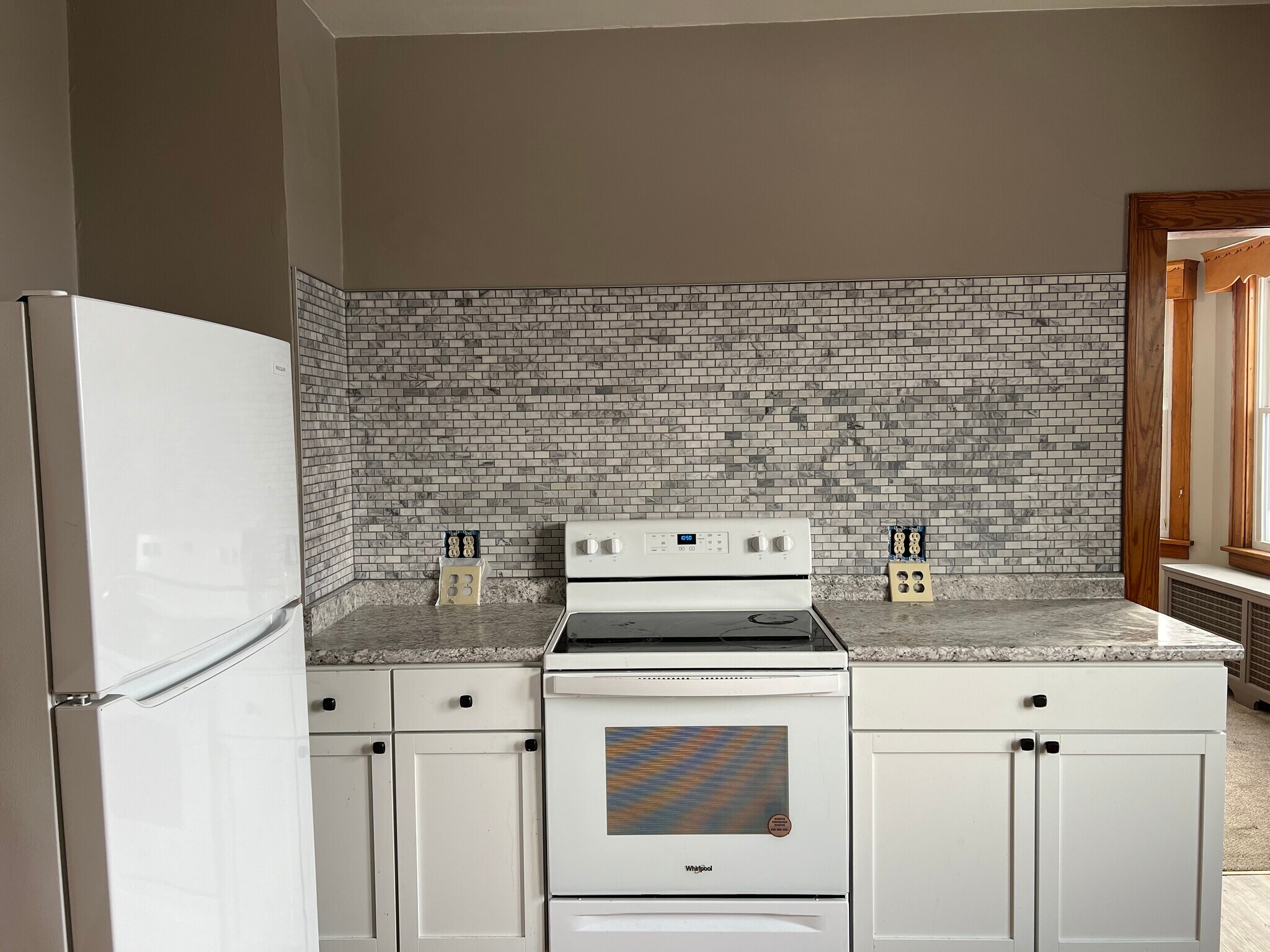 Building Photo - 31 Mathias Ave