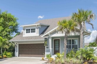 Building Photo - 4 Bed / 3 Bath Home near Macdill AFB