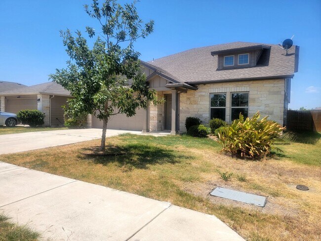 Building Photo - Beautiful 3 Bedroom, 2.5 Bath Home with Attached Garage & Tall Ceilings