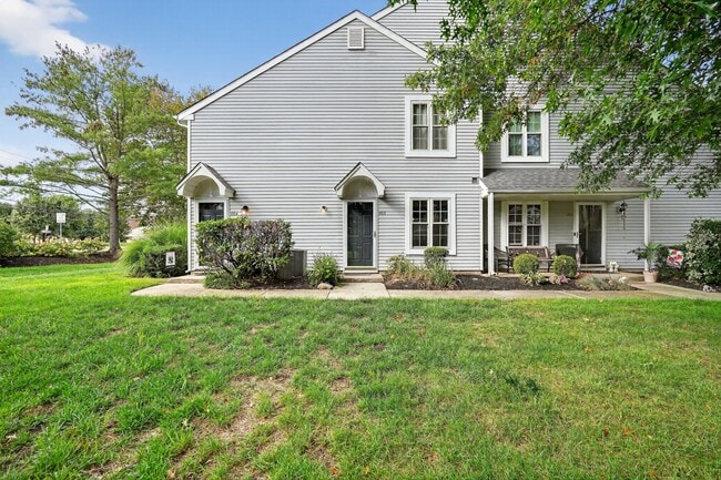 Building Photo - 803 Aberdeen Ln