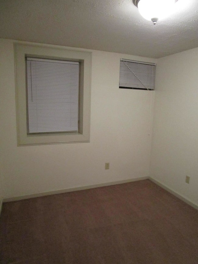 Building Photo - 4325 W Bethany Dr