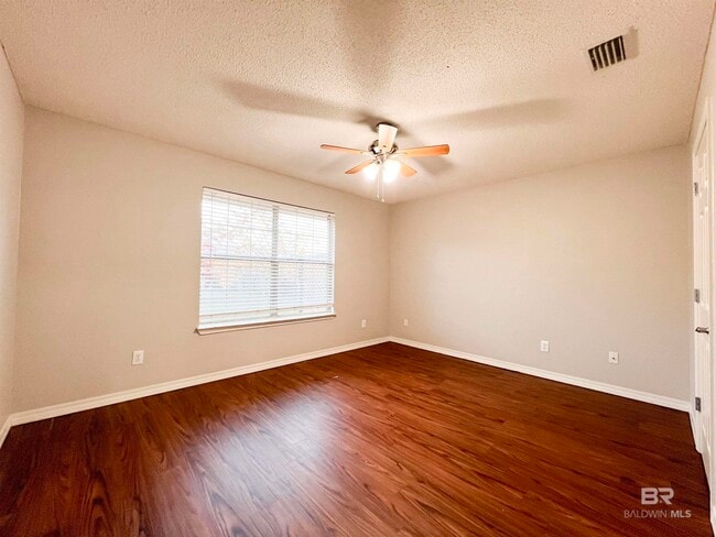 Building Photo - 17831 Fancy Blvd