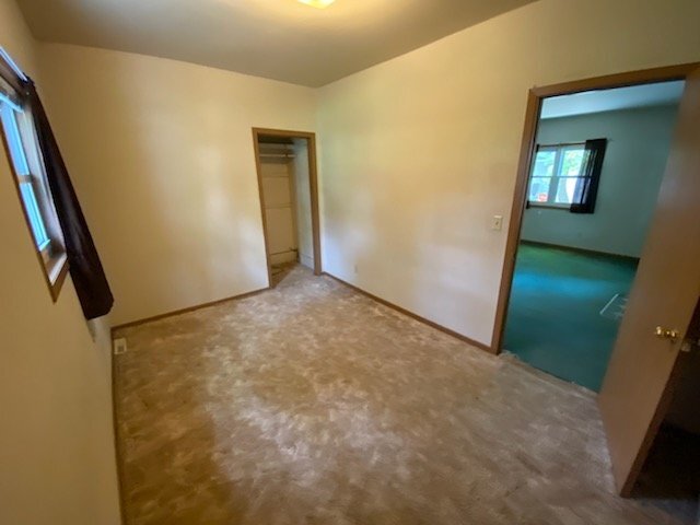 Building Photo - WHOLE HOUSE: 3 Bed 1 Bath close to UWEC! A...