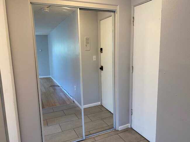 Building Photo - 1550 Detroit St