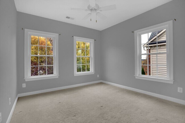 Building Photo - 8638 Westford Rd