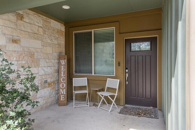 Building Photo - 4408 Banister Ln