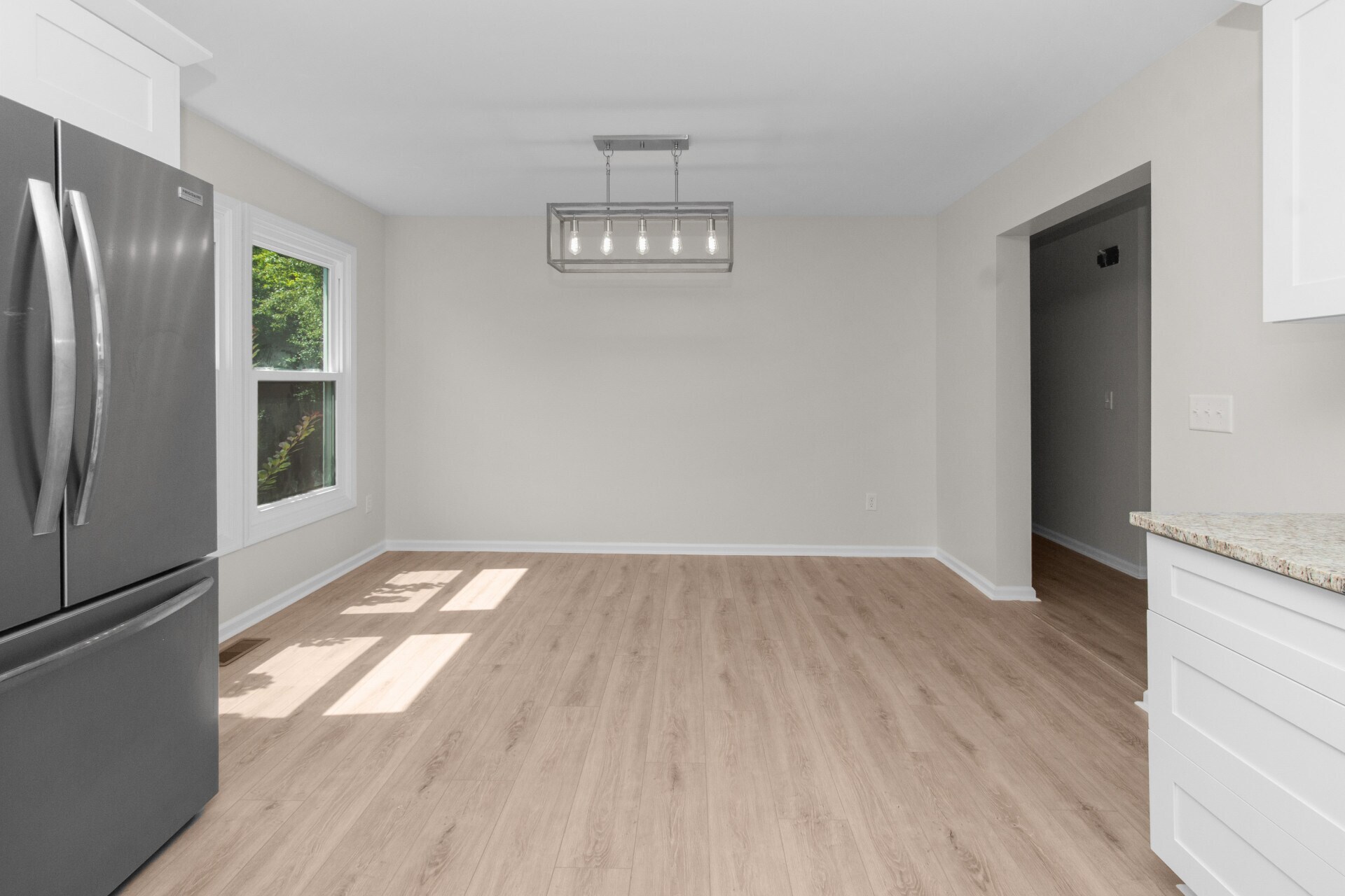 Building Photo - 1511 Fall Creek Ln