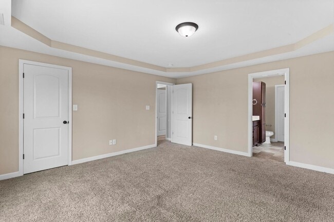 Building Photo - 902 Purvis Ct