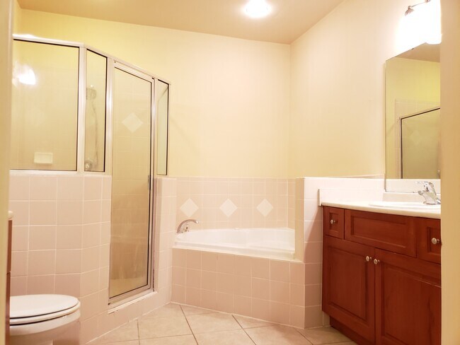 Building Photo - 1575 Paul Russell Rd #2901