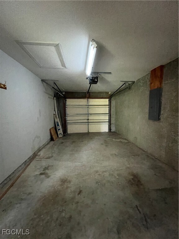 Building Photo - 411 Willard Ave