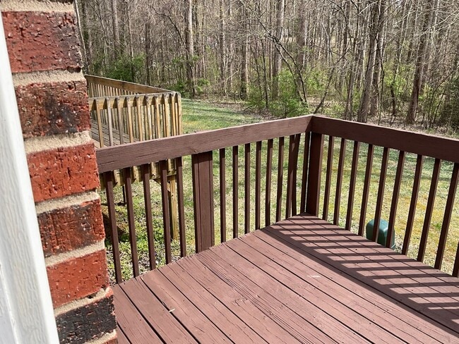 Building Photo - 382 TURNER St