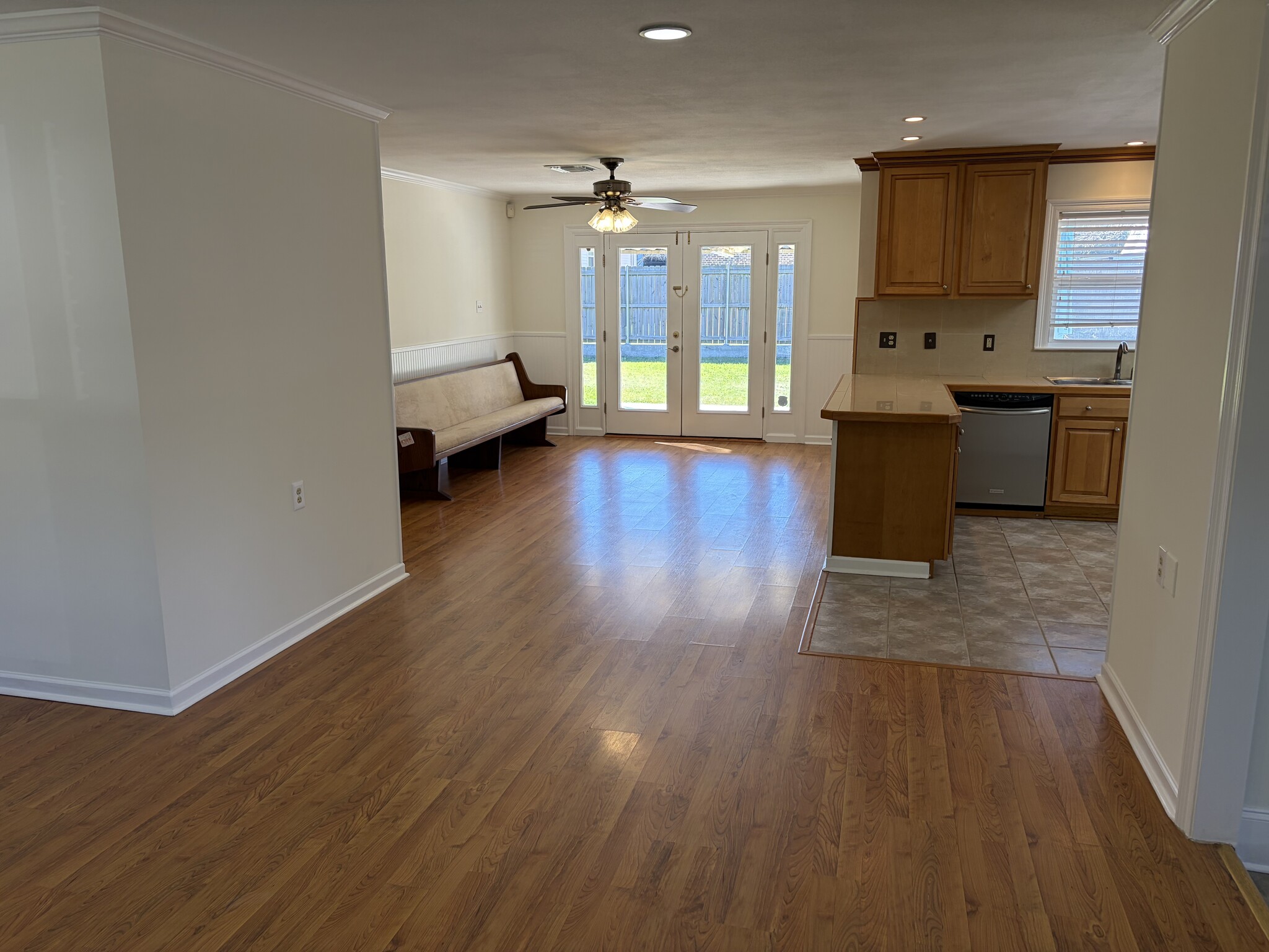 Dining area to kitchen - 6034 Chamberlain Dr