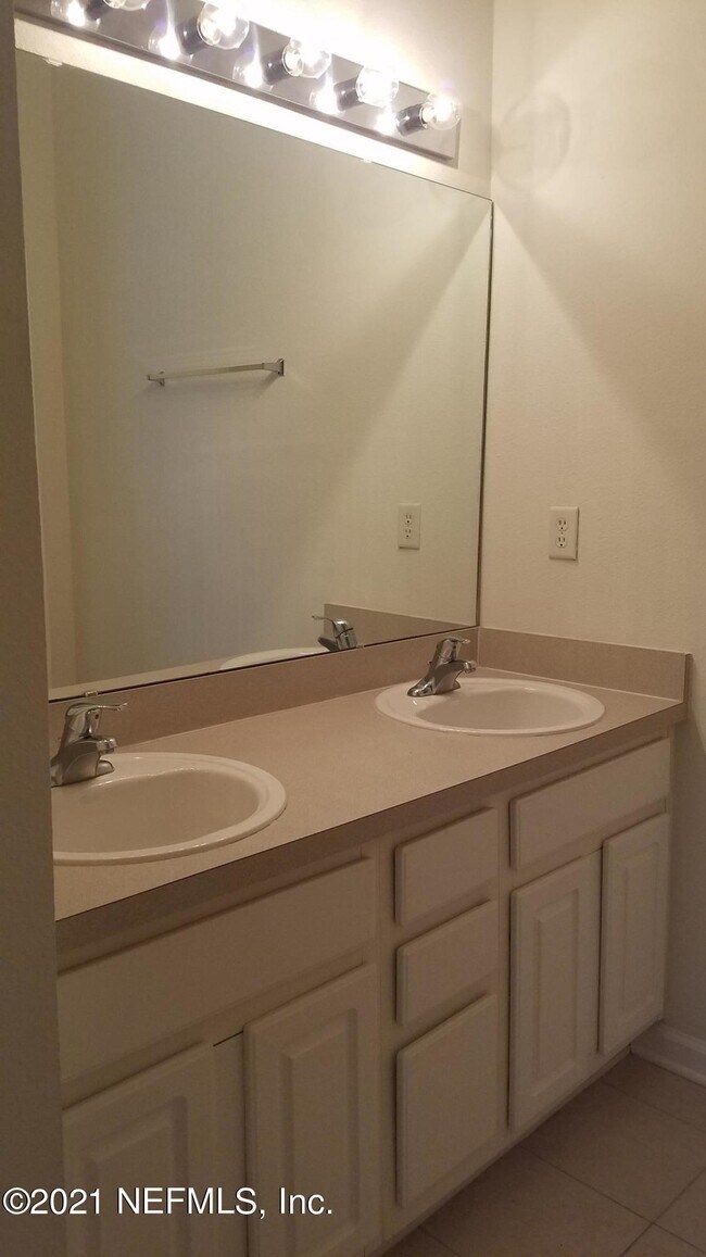Building Photo - 3940 Ivory Crossing
