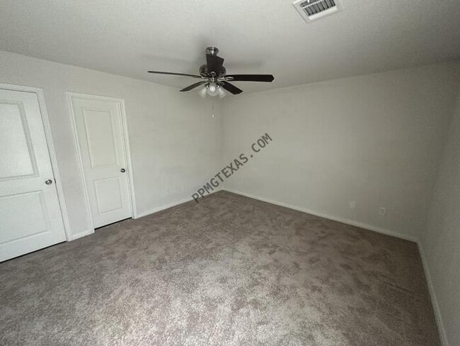 Building Photo - 15724 Del Norte Dr