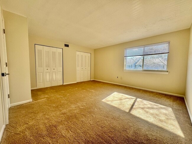 Building Photo - 13 Beal's Cove Rd